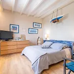 Bed and breakfast D'hotes De Larouquette 4*