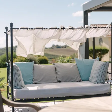 Bed & Breakfast D'hotes De Larouquette 3*