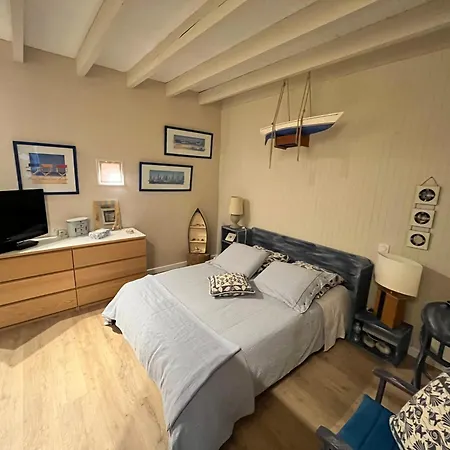 D'hotes De Larouquette Bed and breakfast