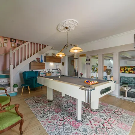 D'hotes De Larouquette