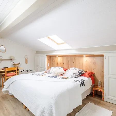 D'hotes De Larouquette