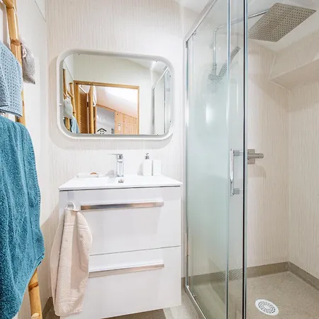 D'hotes De Larouquette Bed & Breakfast Monflanquin