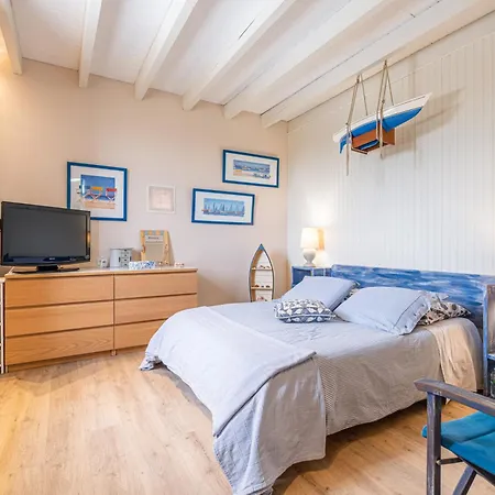 Bed and Breakfast D'hotes De Larouquette 4*