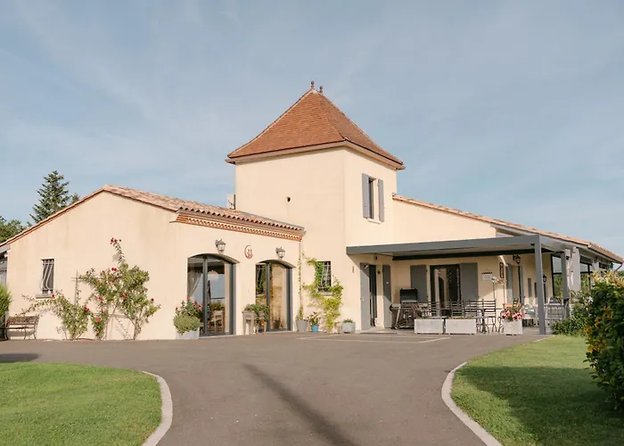 D'hotes De Larouquette Bed & Breakfast