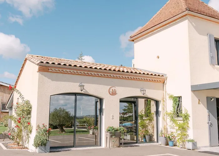 D'hotes De Larouquette