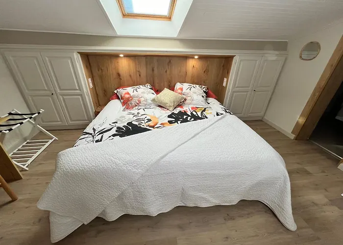 D'hotes De Larouquette Bed & Breakfast 3*