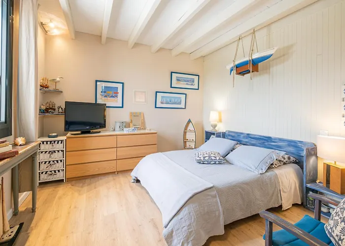 D'hotes De Larouquette 4*